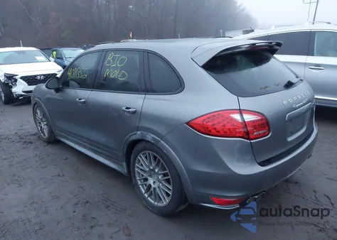 2014 Porsche Cayenne Gts из США, поврежденный, VIN WP1AD2A2XELA77273